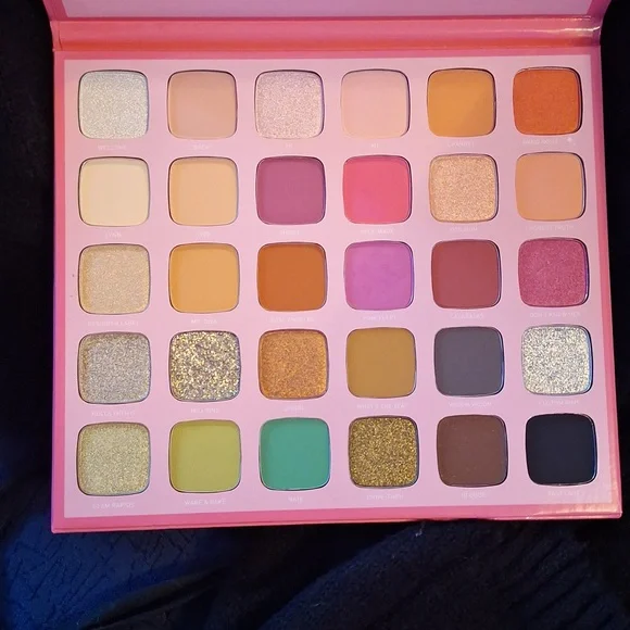 Morphe X Jeffree Star Palette - Picture 2 of 2